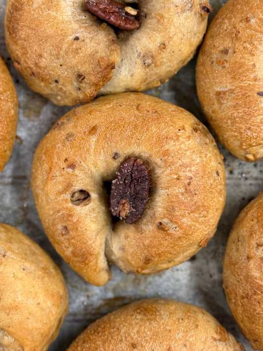 ピーカンナッツバターベーグル