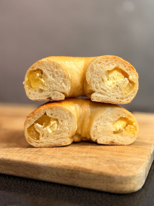 パインクリームチーズベーグル